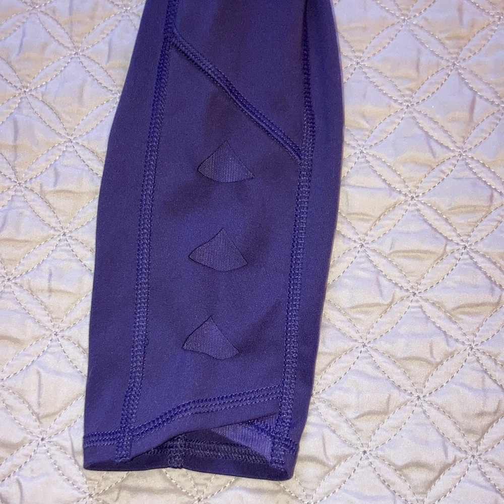 Girls Super Cute Workout Set ~ High Waisted Leggings and Shelf Bra Tank Sz 10/12 - Picture 8 of 12